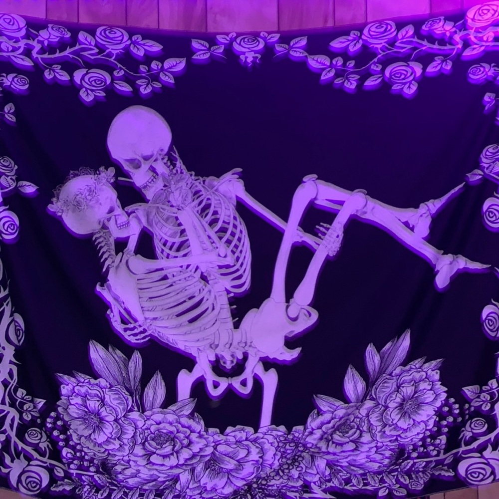 Romantic skull tapestry